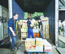 機場貨物運輸三兄弟：液壓搬運車、叉車、堆垛車